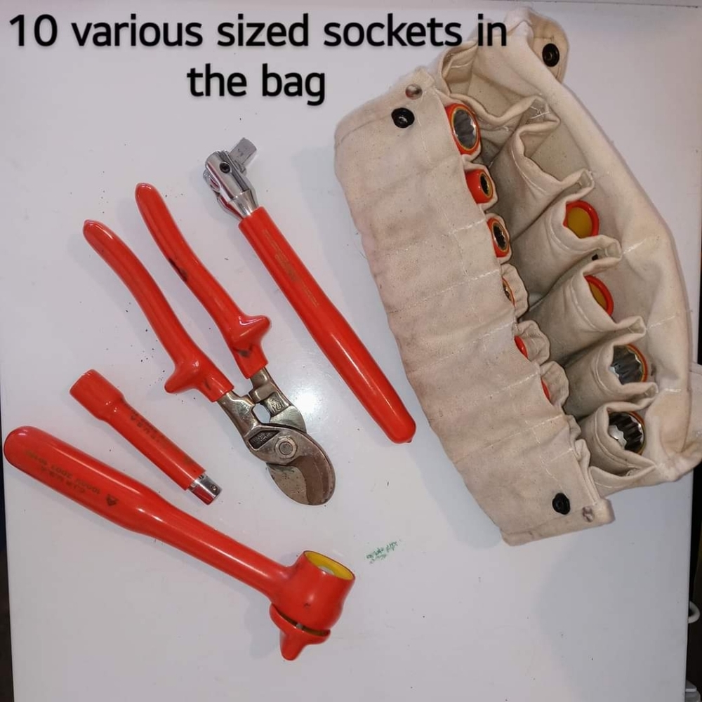 New pics! Vint. Electrical tools with bag and various socket sizes inside